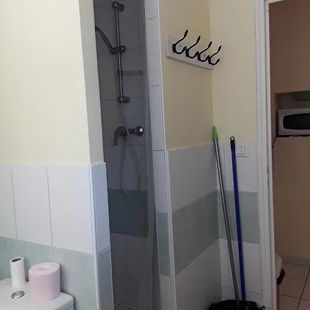Apartment Des Pres Fougeres